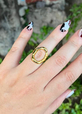 ANILLO CIRCULO HUECO DORADO