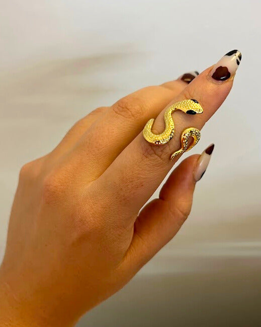 ANILLO SERPIENTE OJO NEGRO